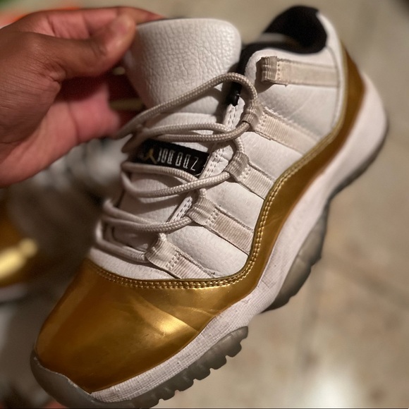 Air Jordan 11 “Closing Ceremony” - Picture 3 of 5